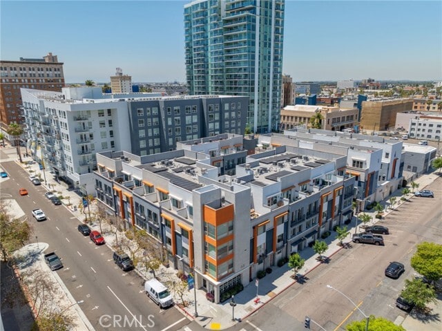 Building Photo - 225 Elm Ave
