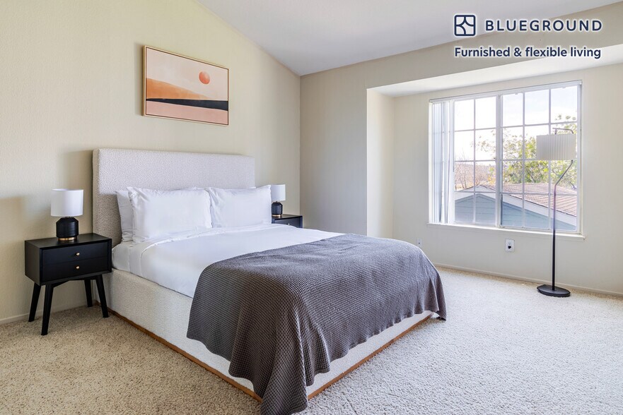 Building Photo - 117 Rock Harbor Ln