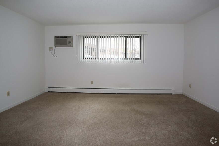 Imperial South Apartments 1577 Elmwood Ave Rochester NY 14620