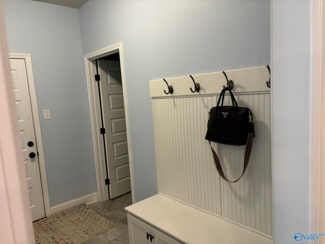 Building Photo - 127 Princewater Dr