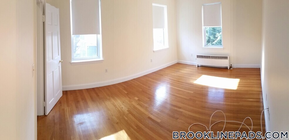 Building Photo - 37 Auburn St