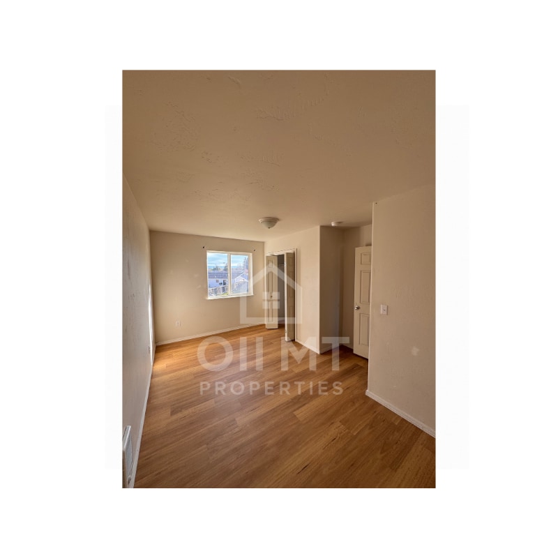 Building Photo - 1890 N Belmar Dr