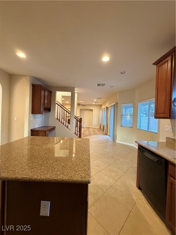 Building Photo - 1016 Bonitos Suenos St