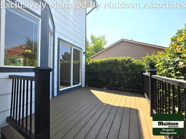 Building Photo - 5920 Kittery Dr