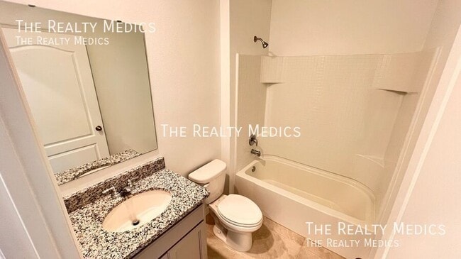 Building Photo - 5239 Mahogany Dr