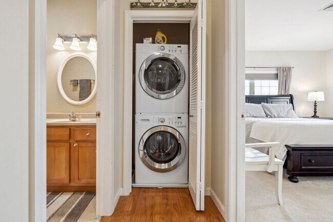 Building Photo - 15 K St