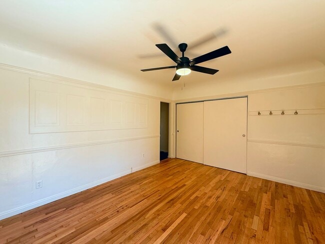 Building Photo - Welcome to this charming home in Ocean Beach!