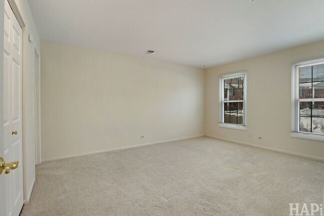 Building Photo - 591 Shorely Dr