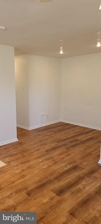 Building Photo - 9403 Lansford St