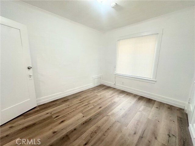 Building Photo - 2217 10th Ave