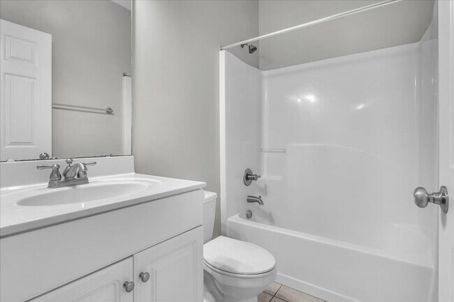 Building Photo - 164 Backfield Pl