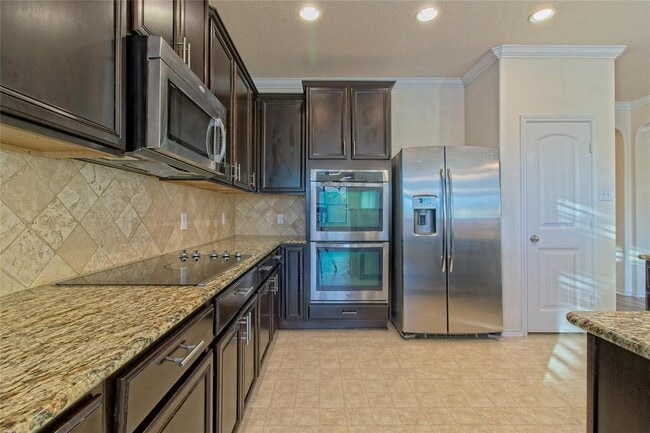 Building Photo - 2239 Howry Dr