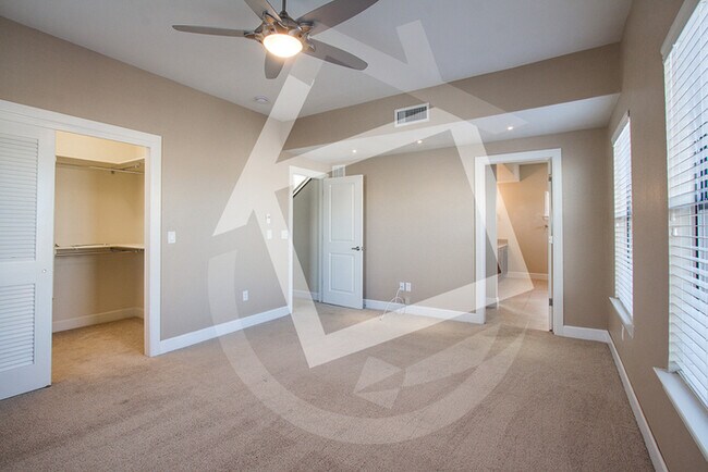 Building Photo - Unique 4 Bedroom, 2.5 Bathroom Home for rent