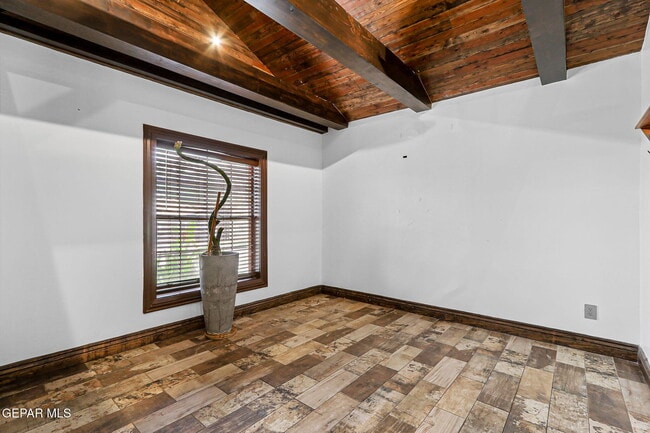 Building Photo - 7716 Wenda Dr