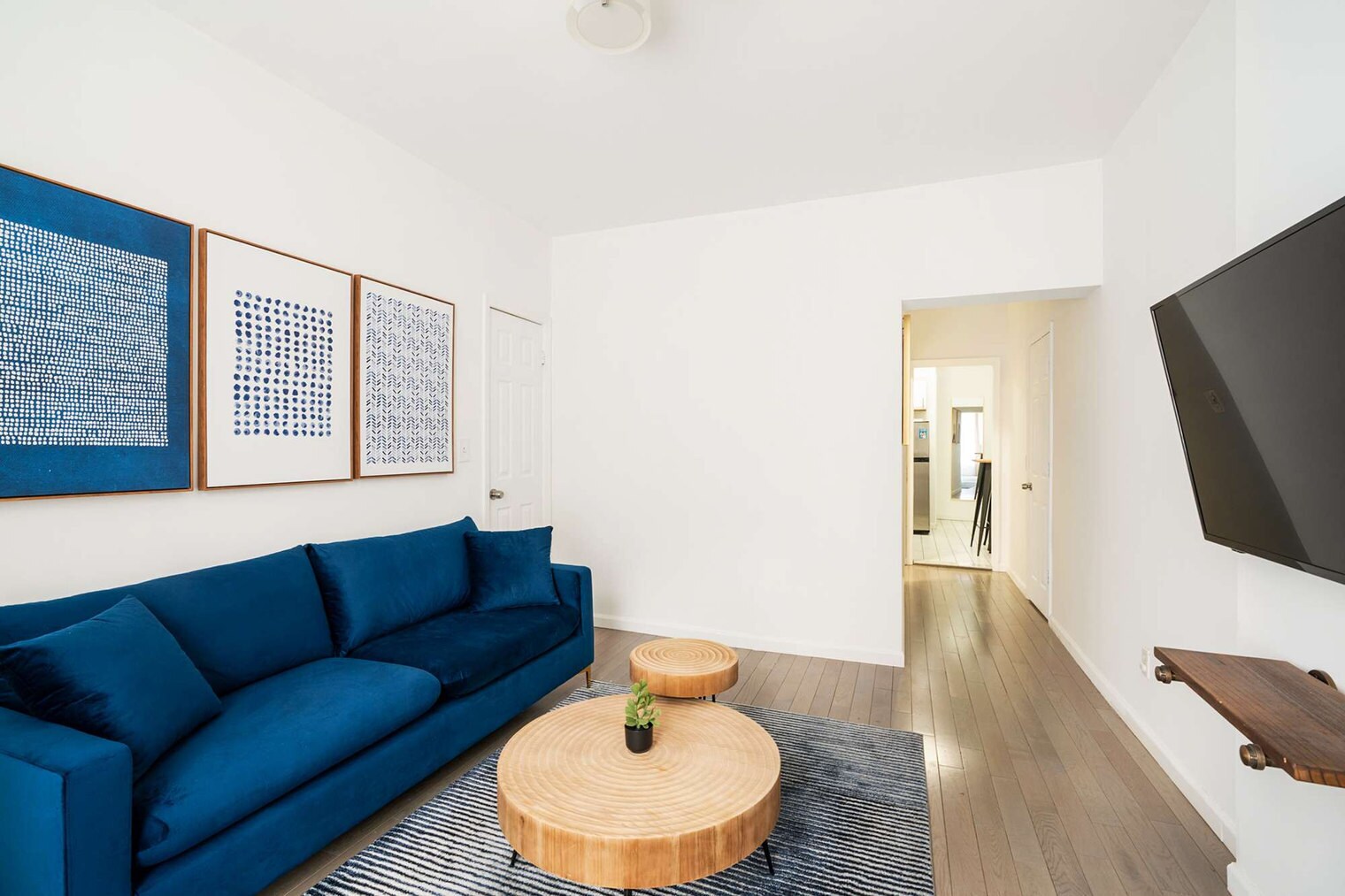 Building Photo - 428 W 47th St