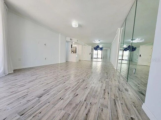 Building Photo - 1415 Ocean Shore Blvd