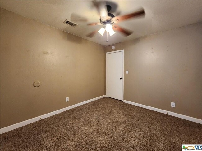 Building Photo - 604 S Academy Ave