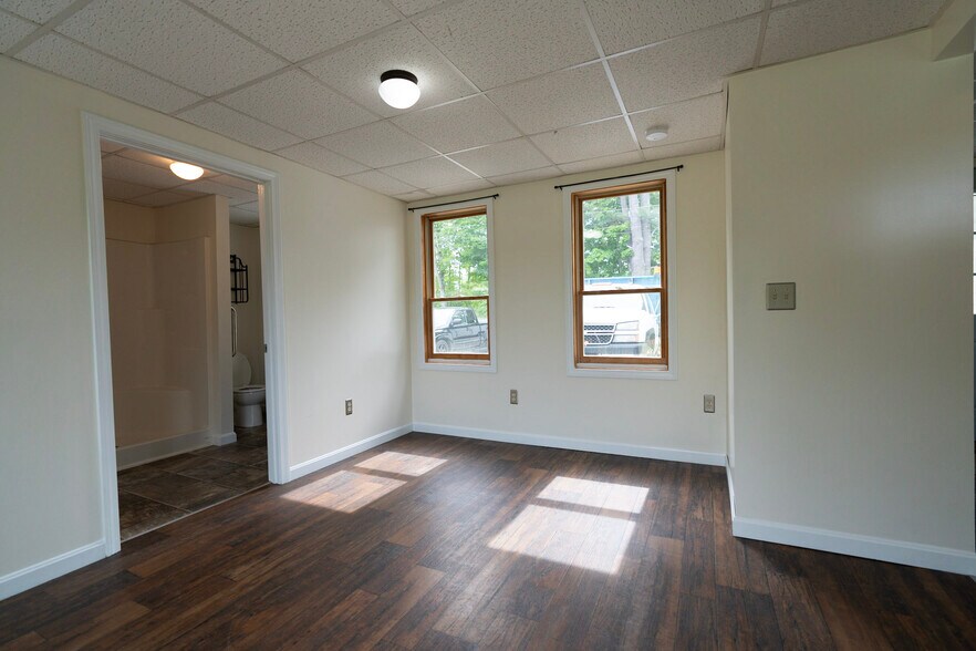 Guestroom/ or Dining room - 101 Rocky Dunn Rd