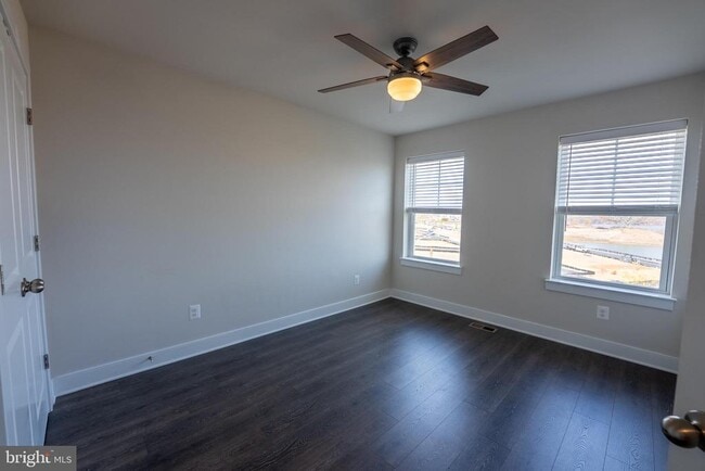 Building Photo - 1622 Sandpiper Bay Lp