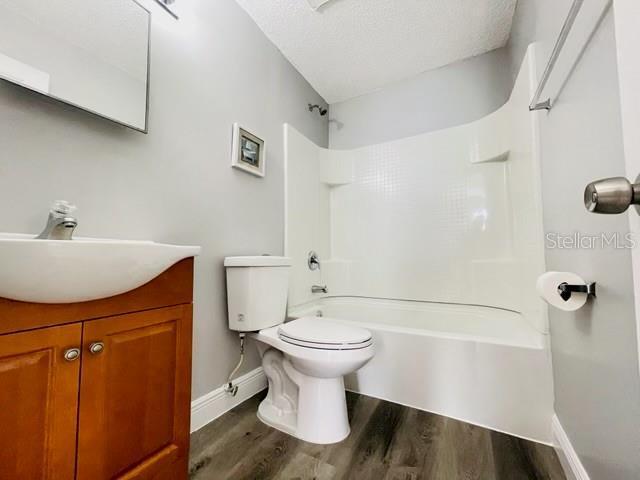 Building Photo - 9013 Westchester Cir