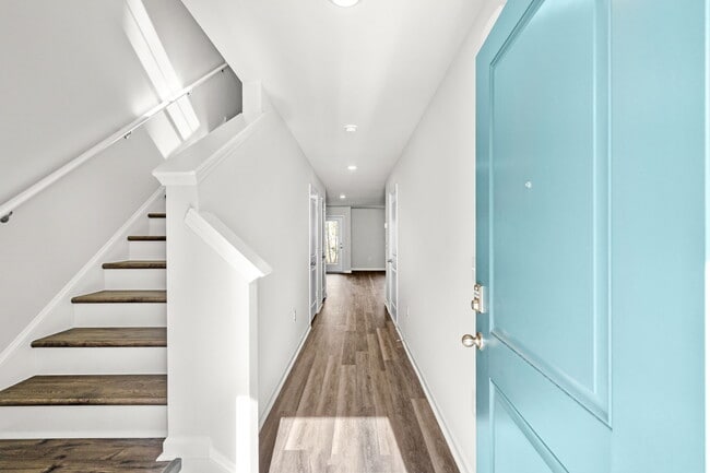 Building Photo - 612 Rd