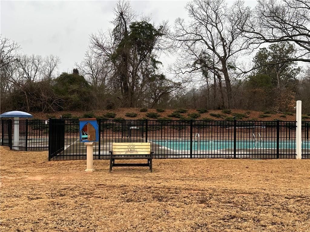 Building Photo - 38 Walnut Grv Wy