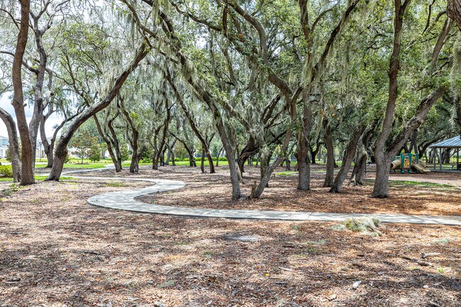 Building Photo - 13011 Pennybrook Dr