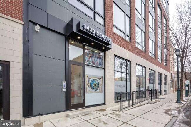 Building Photo - 1430 South St