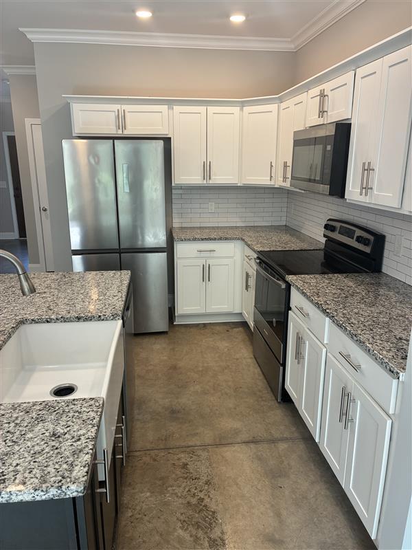 Building Photo - Rossview