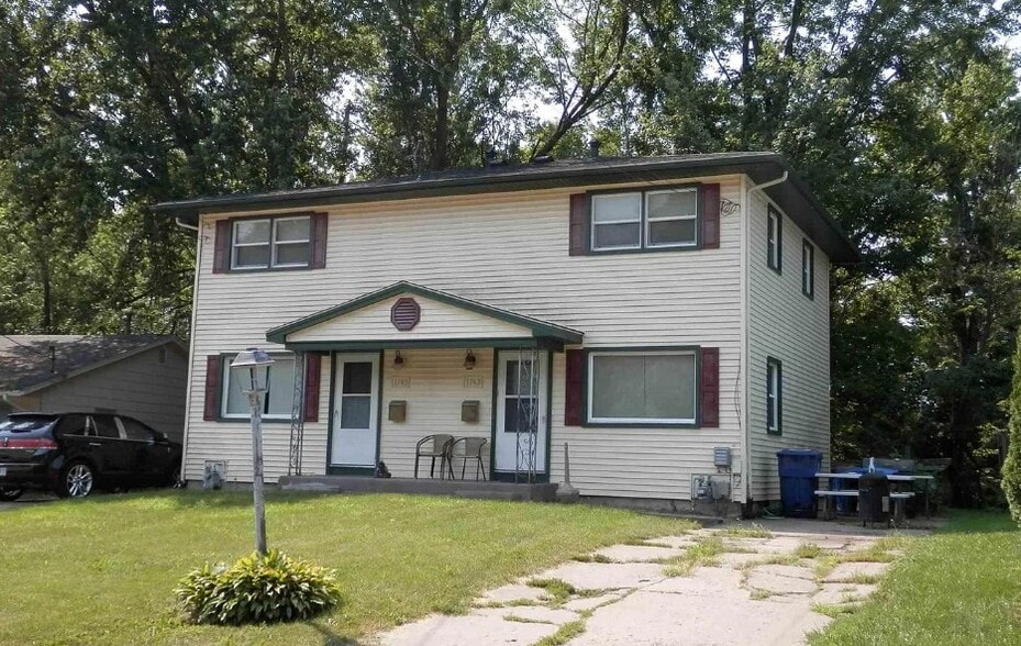 Building Photo - 1745 Pleasant Ct