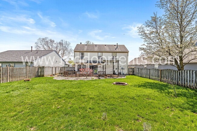 Building Photo - 1522 Lake Point Ln N