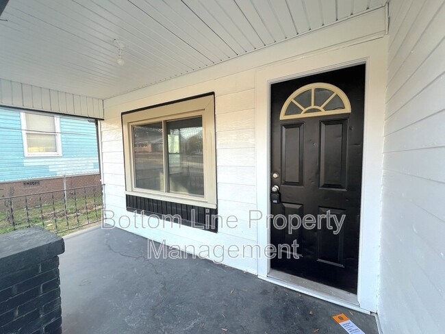 Building Photo - 613 Dr M.L.K. Jr. Way