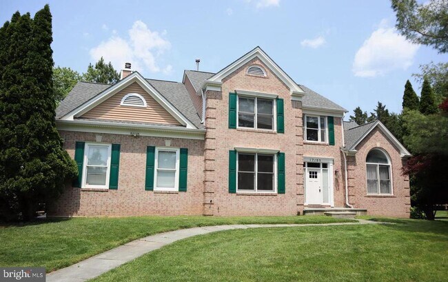 Building Photo - 17105 Thatcher Ct
