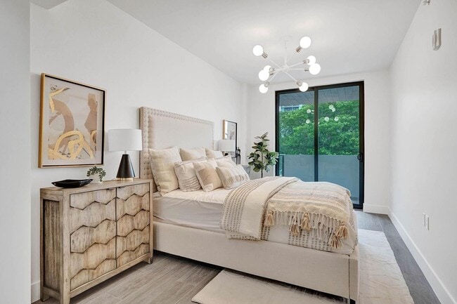 Building Photo - 3040 N Ocean Blvd