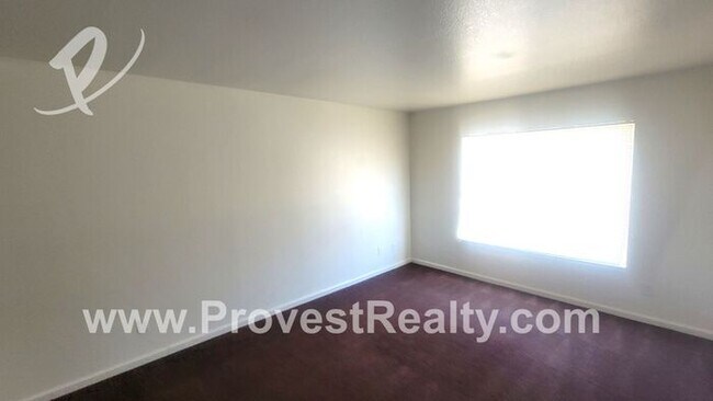 Building Photo - 2 Bedroom, 1 Bath Adelanto Home