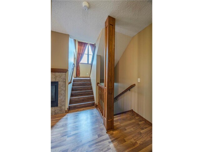 Building Photo - 926 Ramsey St