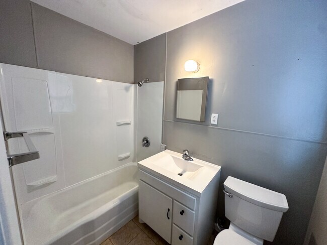 Building Photo - 2801 53rd St