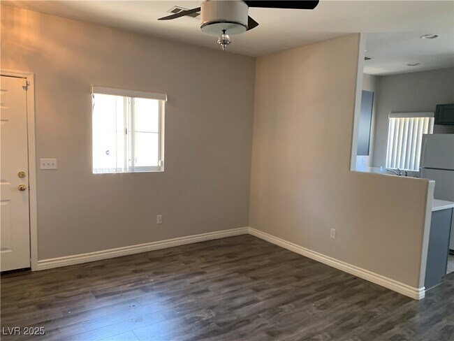 Building Photo - 1510 Ruby Cliffs Ln