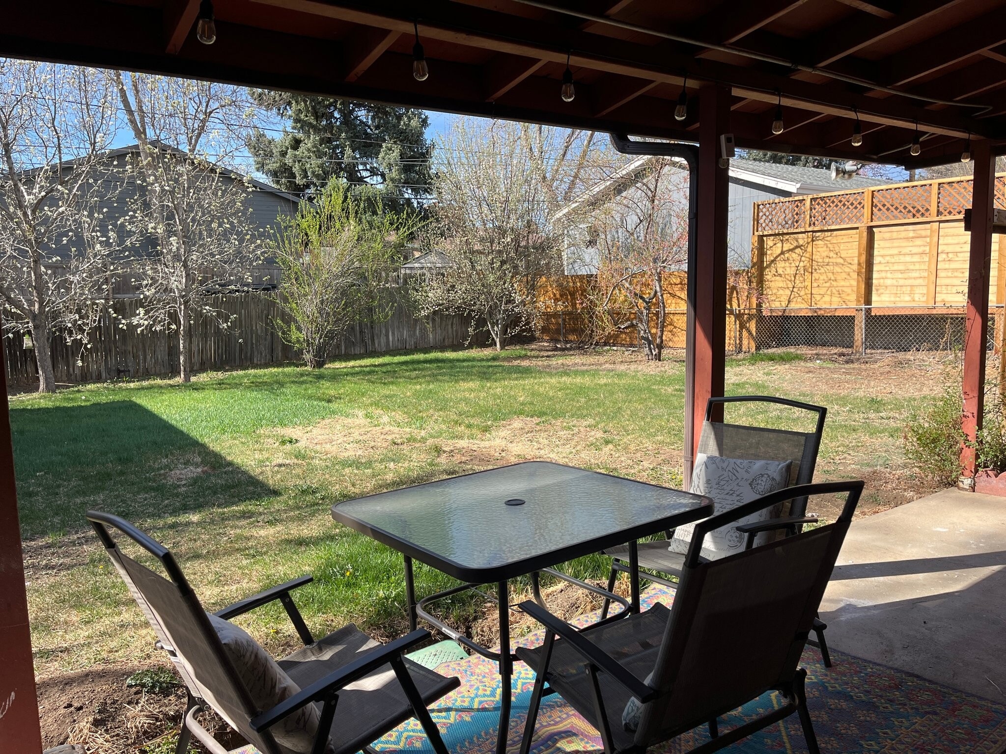 Building Photo - 3378 W Saratoga Ave