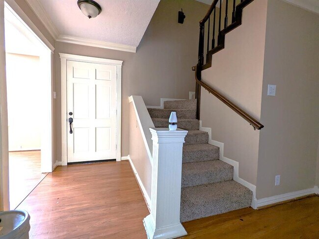 Building Photo - 22 Woody Creek Dr