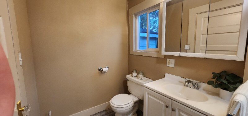 Building Photo - 801 S. West Blvd