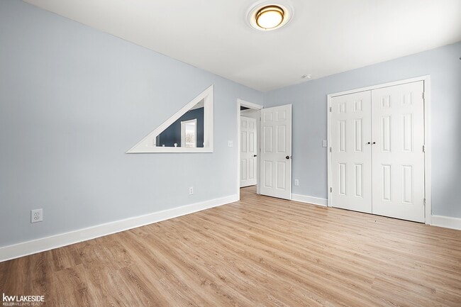 Building Photo - 7618 Sylvan St