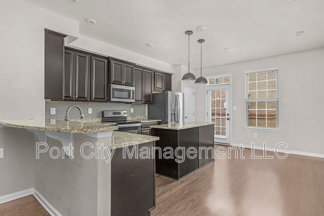 Building Photo - 4613 Marlene Mews