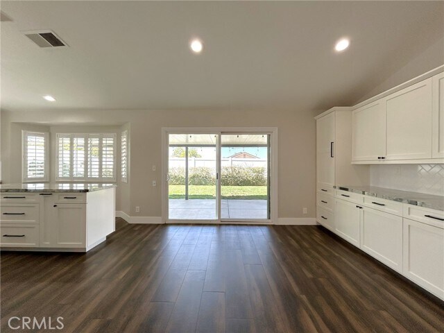 Building Photo - 13342 Daffodil Ln