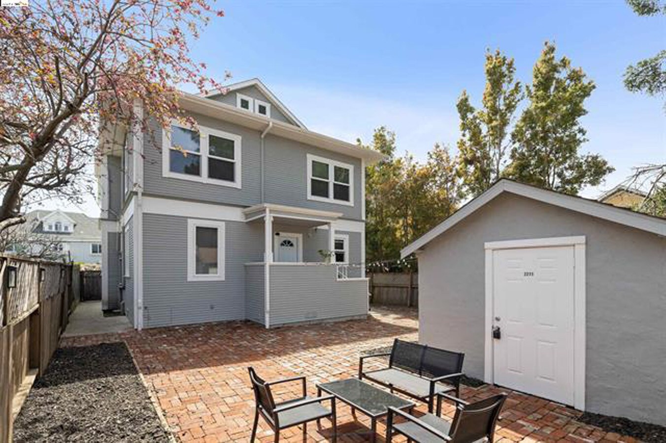 Building Photo - 2211 Haste St