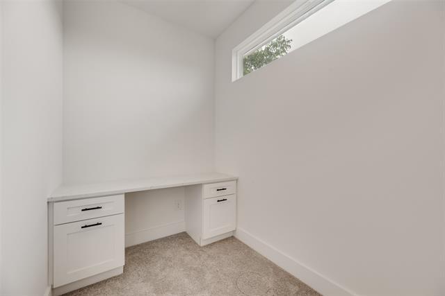 Building Photo - 2326 Fairfax Dr