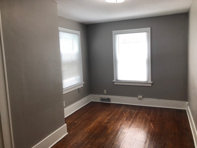 Building Photo - 220 Melrose Ct