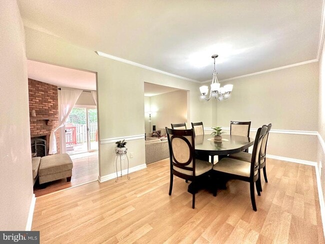 Building Photo - 41 Brookview Cir