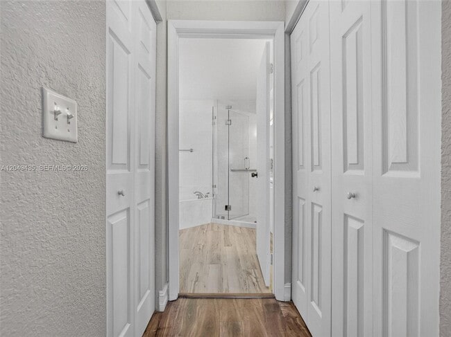 Building Photo - 2475 Cordoba Bend