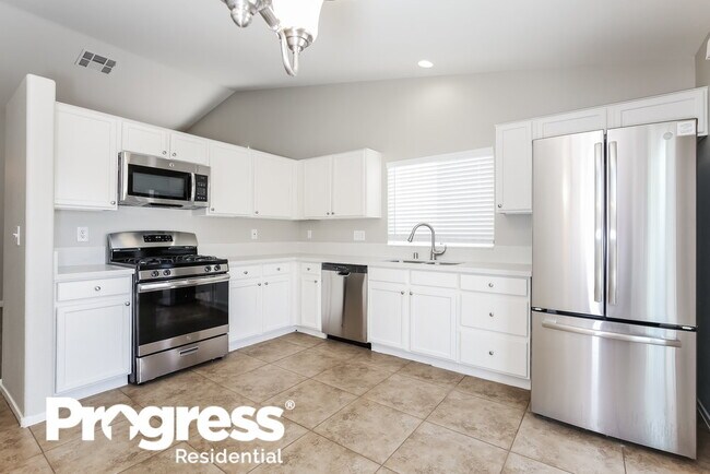 Building Photo - 5536 Cloudy Glen St